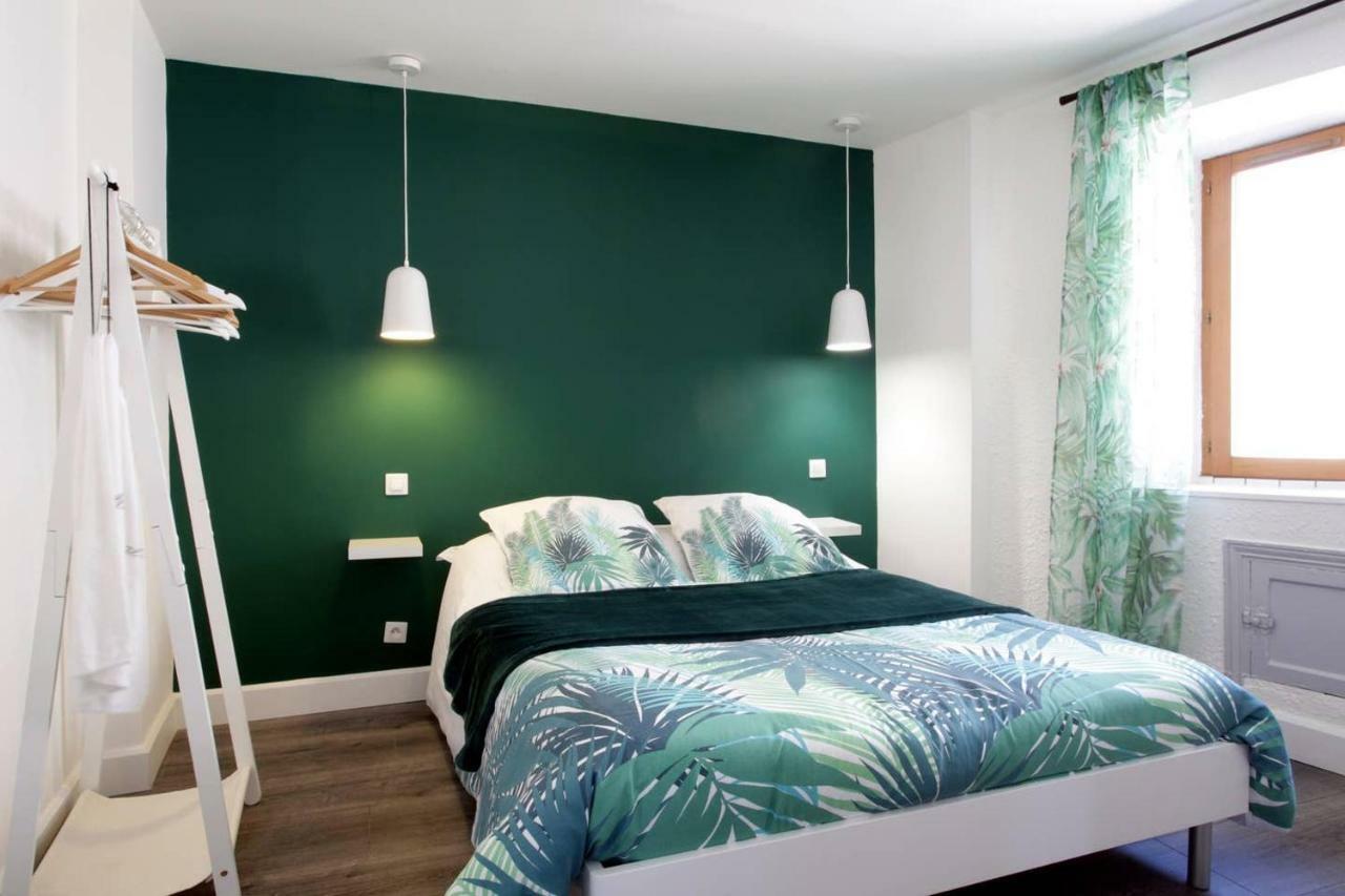 Les Gites De Laure - L'Or Vert, Appartement Avec Vue Sur Le Chateau, Parking Prive, Climatisation, Netflix, A 160 M De La Cite Medievale Carcassonne Exterior photo